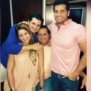 Meet your Posher, Andres